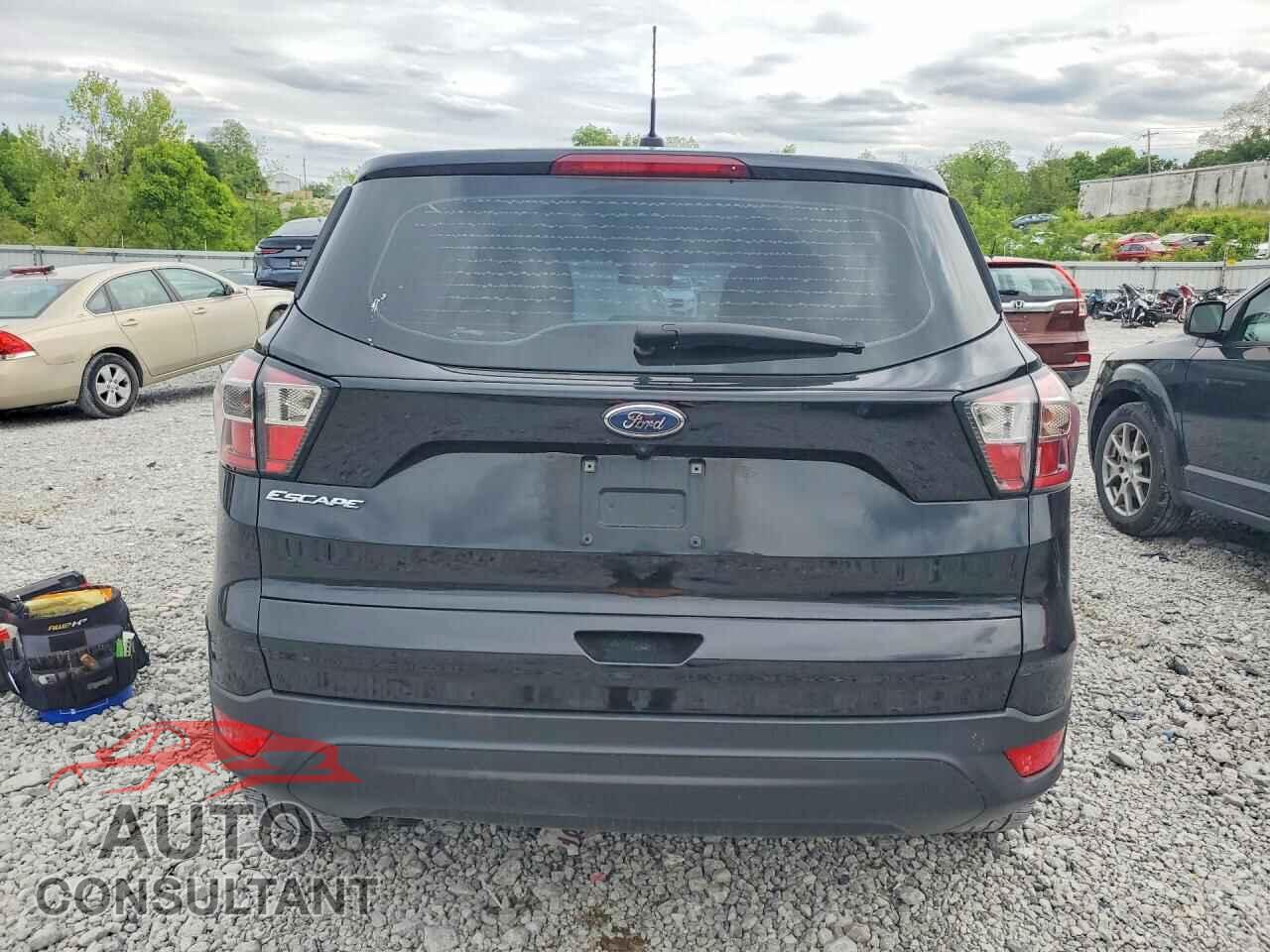 FORD ESCAPE 2017 - 1FMCU0F76HUC75720