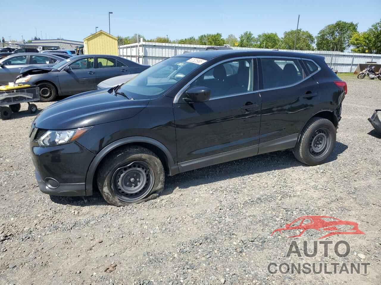 NISSAN ROGUE 2018 - JN1BJ1CR7JW281107