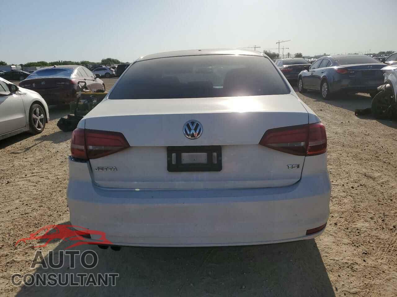 VOLKSWAGEN JETTA 2017 - 3VW2B7AJ9HM290148