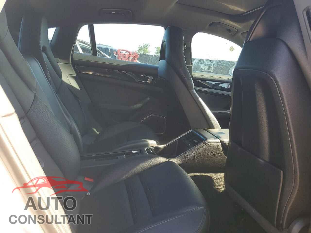 PORSCHE PANAMERA 2017 - WP0AA2A73HL101603