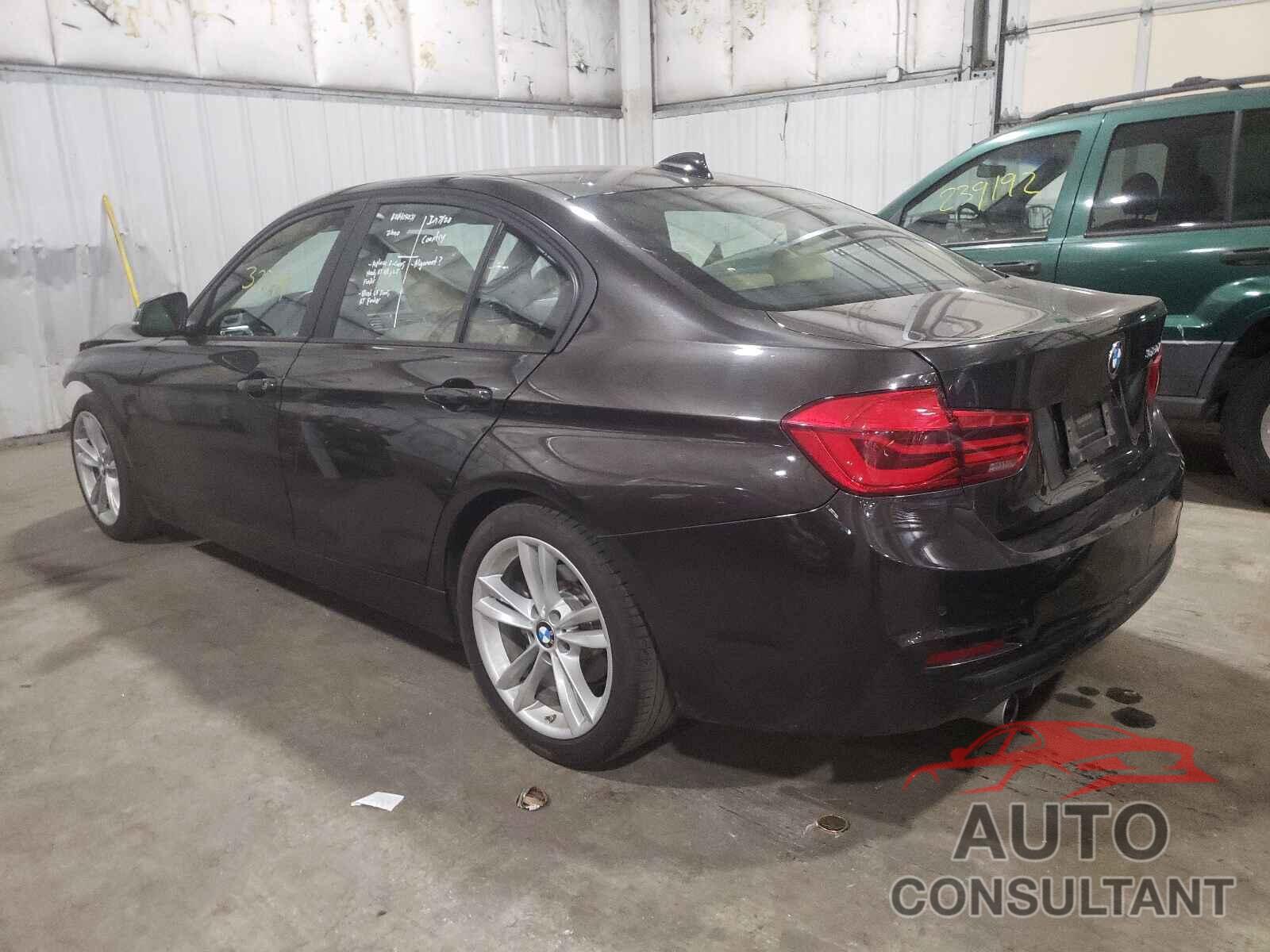 BMW 3 SERIES 2018 - WBA8E1G52JNU89644
