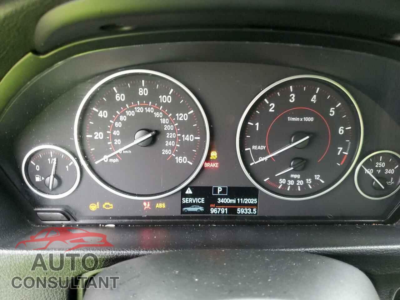 BMW 3 SERIES 2016 - WBA8Z5C56GG501227