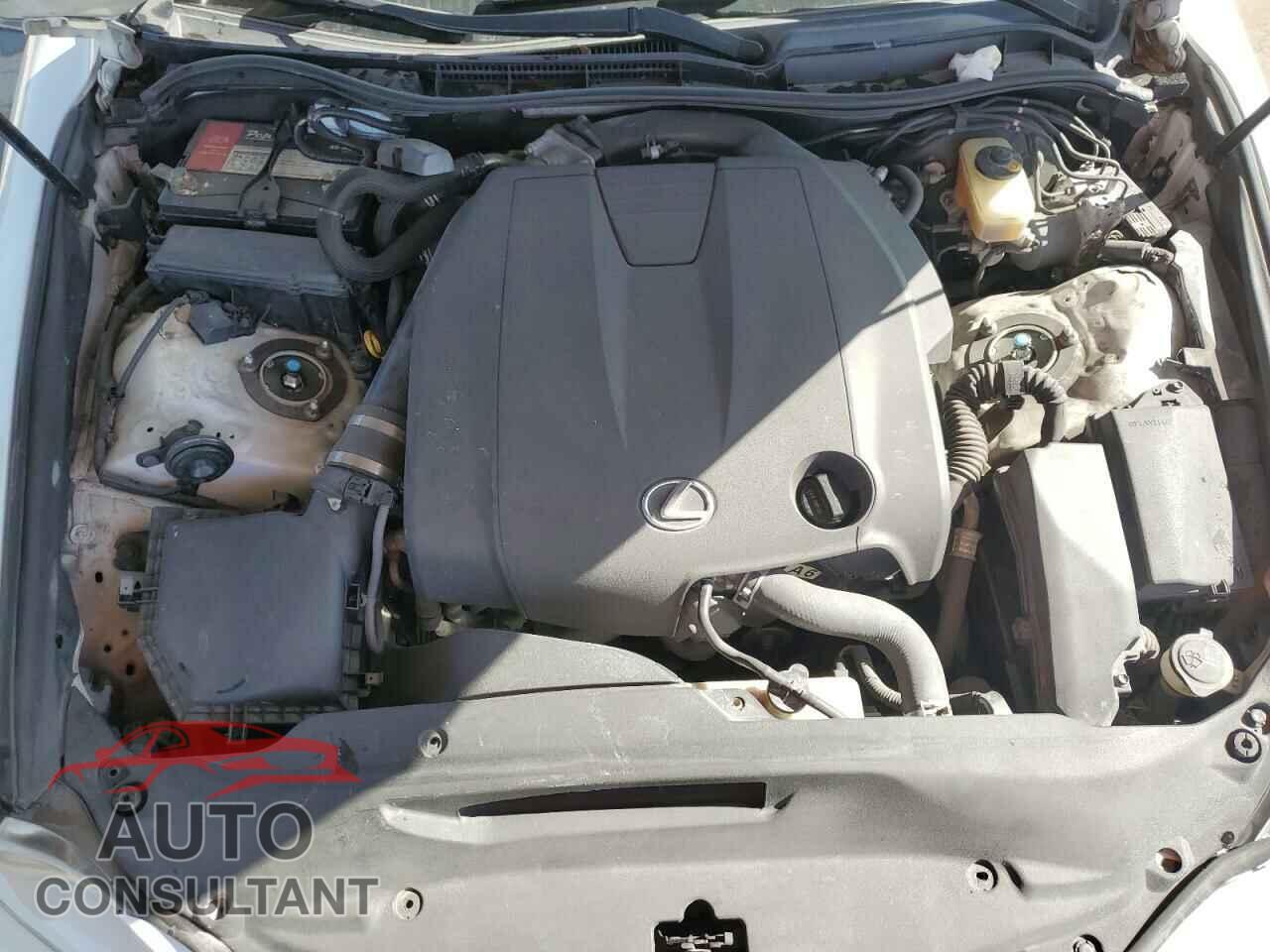 LEXUS IS 2015 - JTHBF1D21F5082260