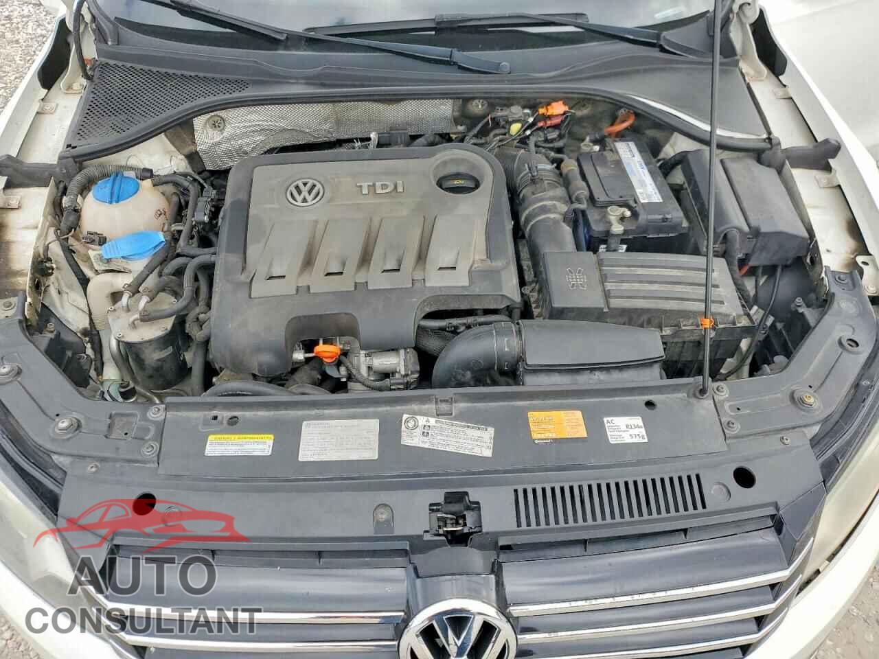VOLKSWAGEN PASSAT 2012 - 1VWBN7A39CC093368