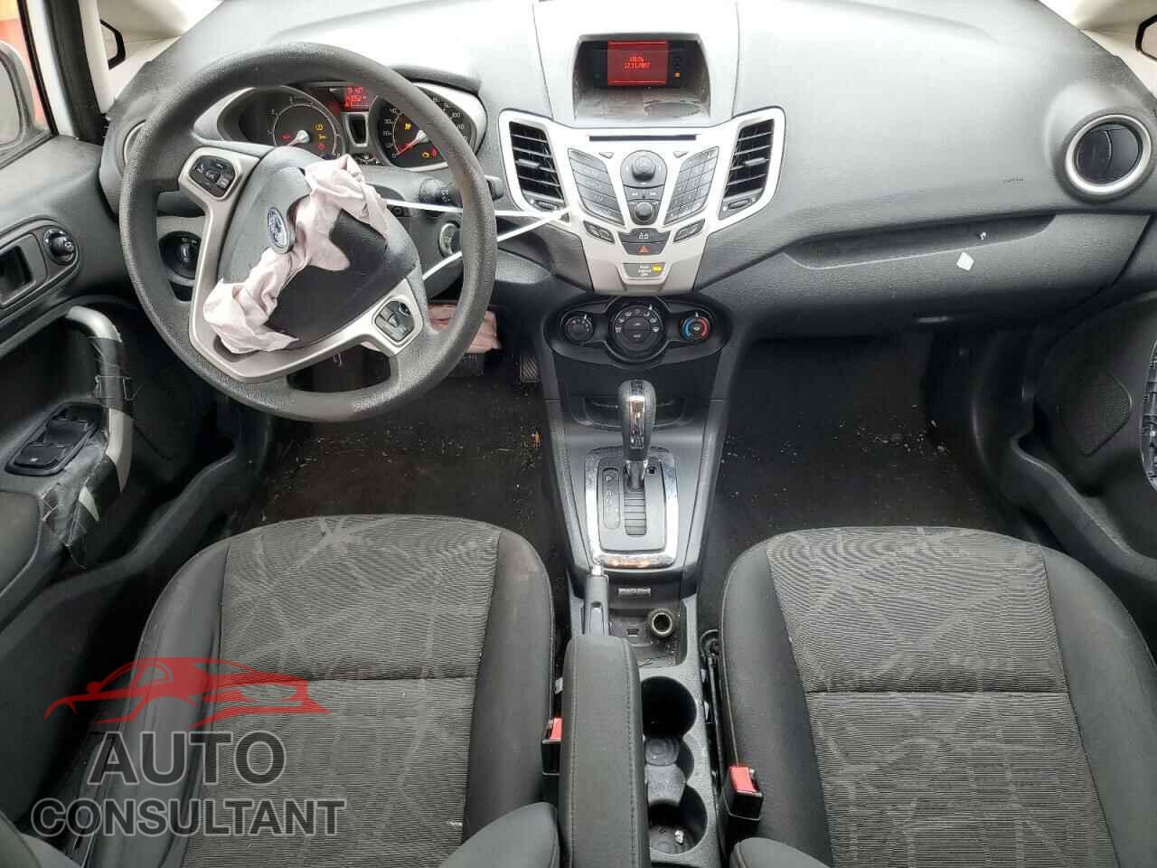 FORD FIESTA 2013 - 3FADP4EJ5DM175455