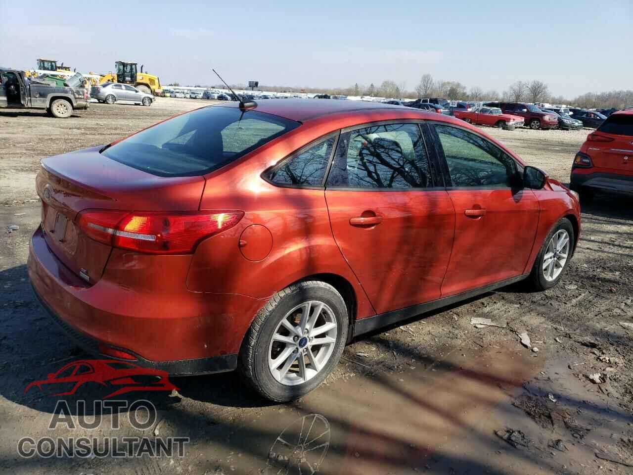 FORD FOCUS 2018 - 1FADP3FE8JL295601