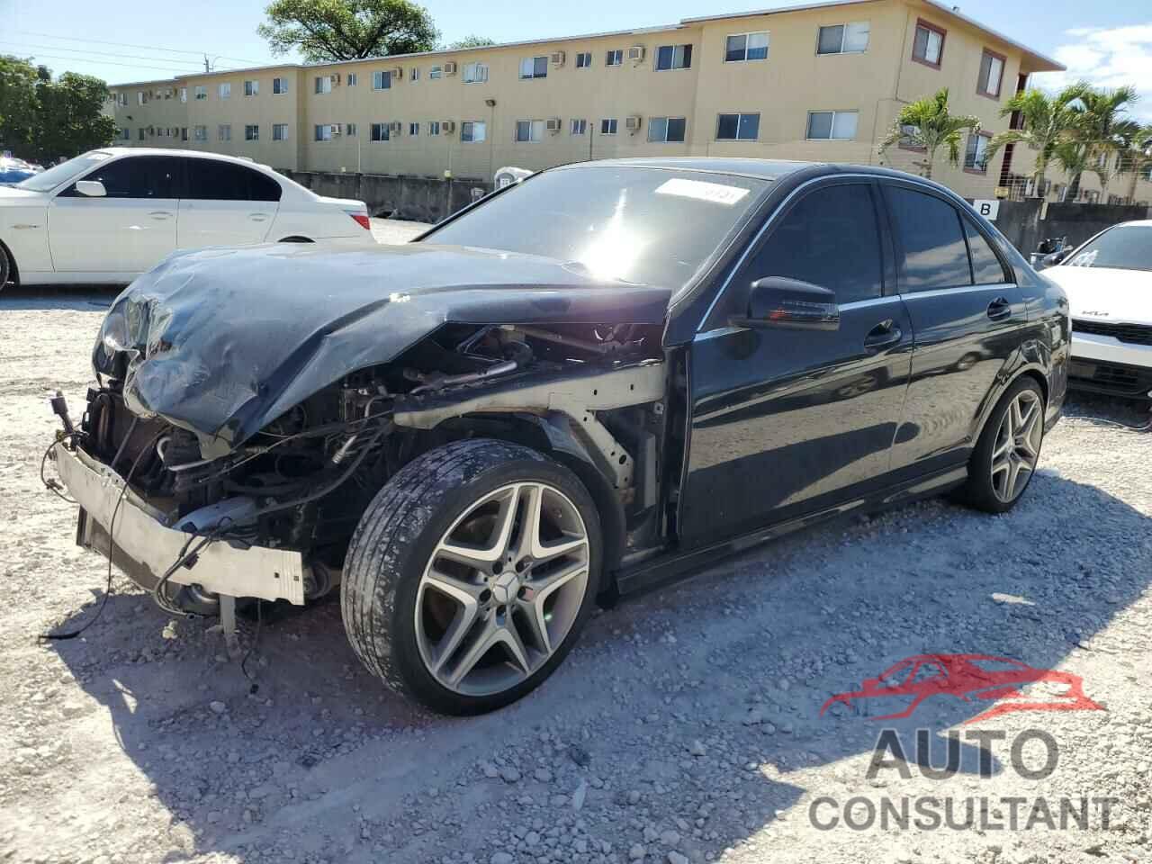 MERCEDES-BENZ C-CLASS 2011 - WDDGF5EB4BR160214