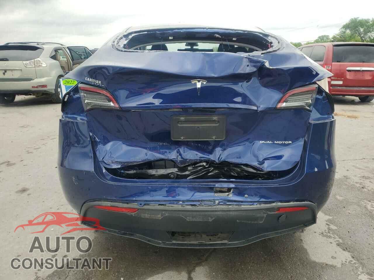 TESLA MODEL Y 2022 - 7SAYGDEE5NF365568