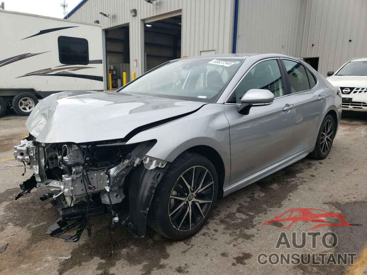 TOYOTA CAMRY 2024 - 4T1G11AK5RU848684