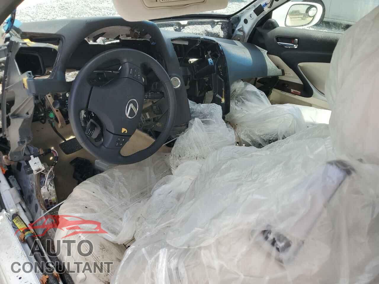 LEXUS IS 2010 - JTHFE2C29A2504653