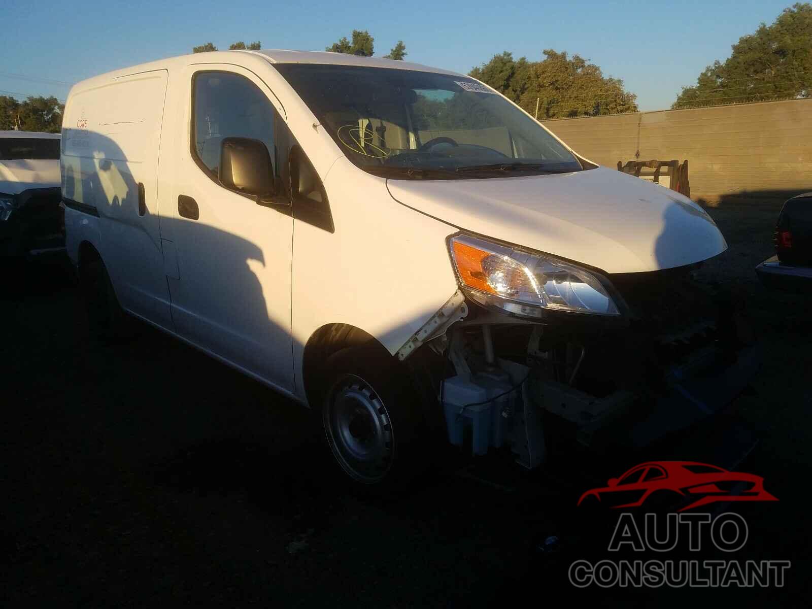 NISSAN NV 2019 - 3N6CM0KN3KK690555