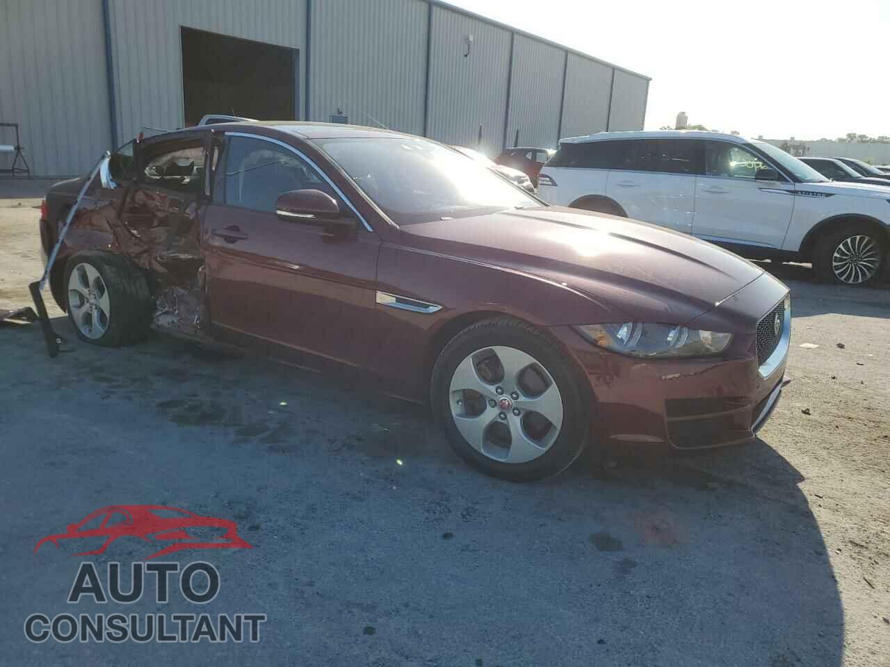 JAGUAR XE 2017 - SAJAR4BG9HA972716