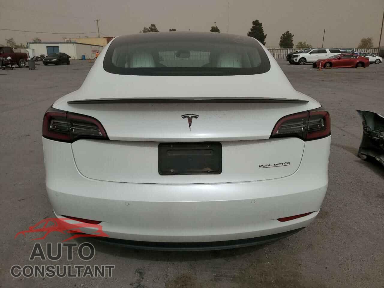 TESLA MODEL 3 2020 - 5YJ3E1EC4LF642024