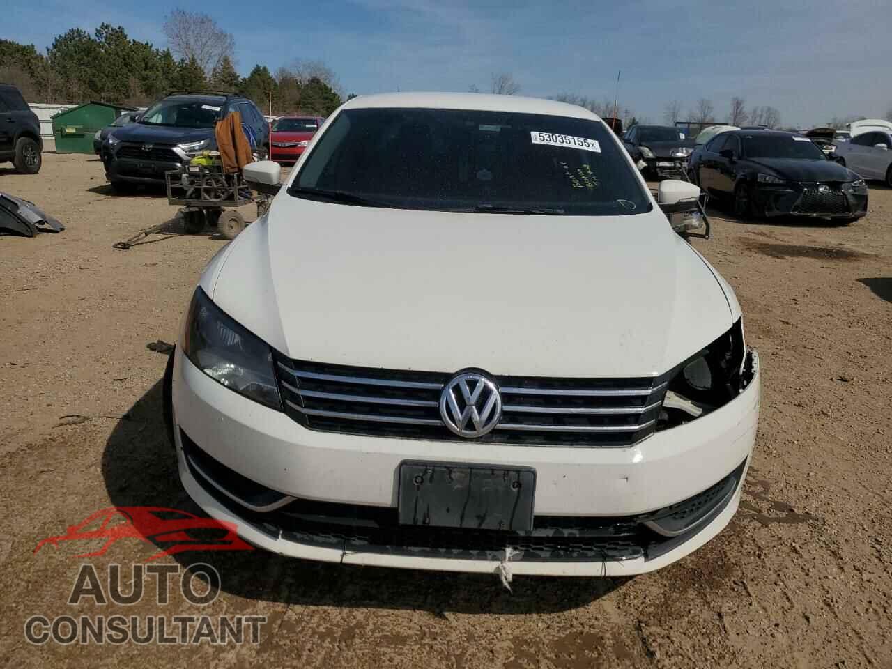 VOLKSWAGEN PASSAT 2014 - 1VWAP7A37EC006897