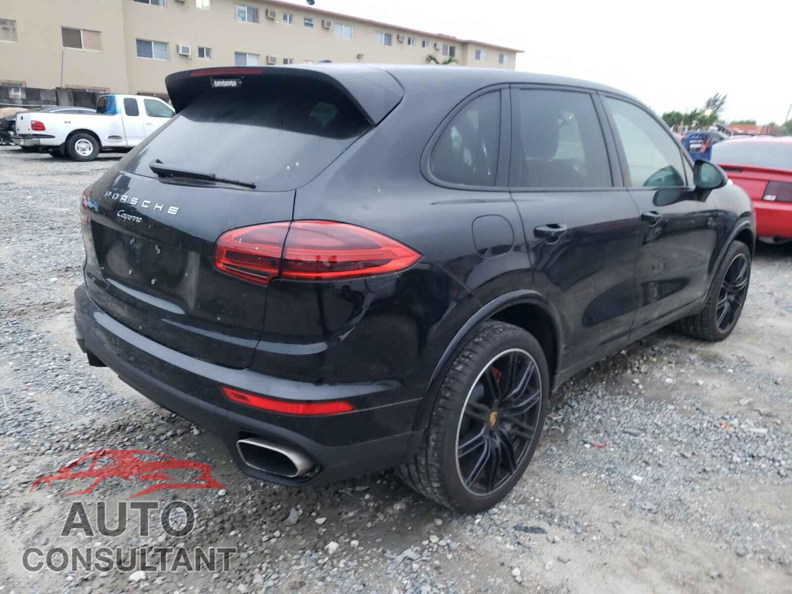 PORSCHE CAYENNE 2018 - WP1AA2A26JKA06872