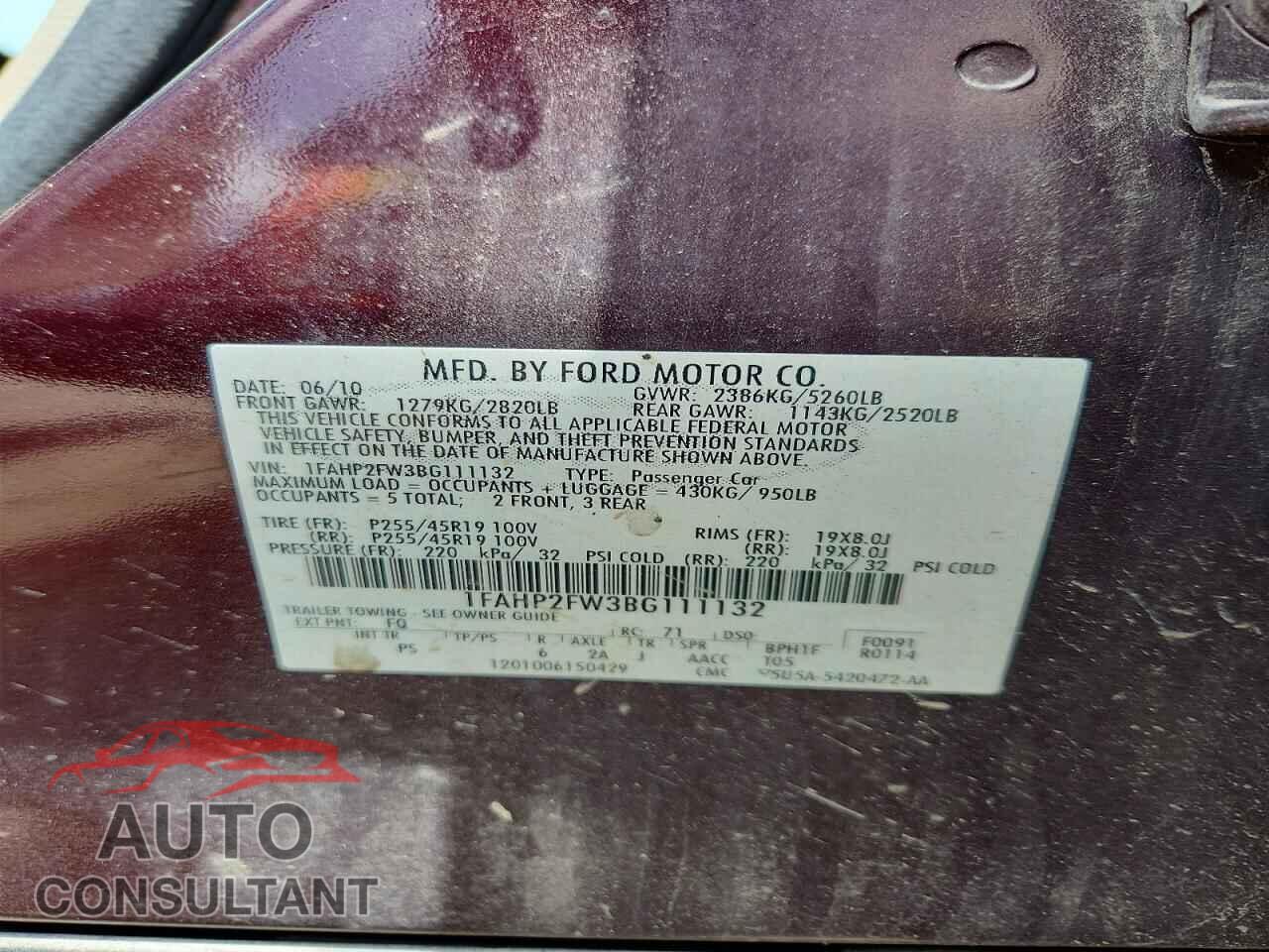 FORD TAURUS 2011 - 1FAHP2FW3BG111132