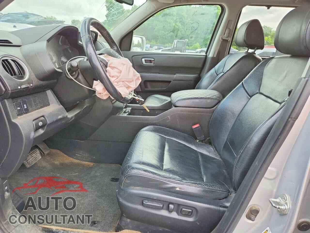 HONDA PILOT 2013 - 5FNYF4H97DB065706