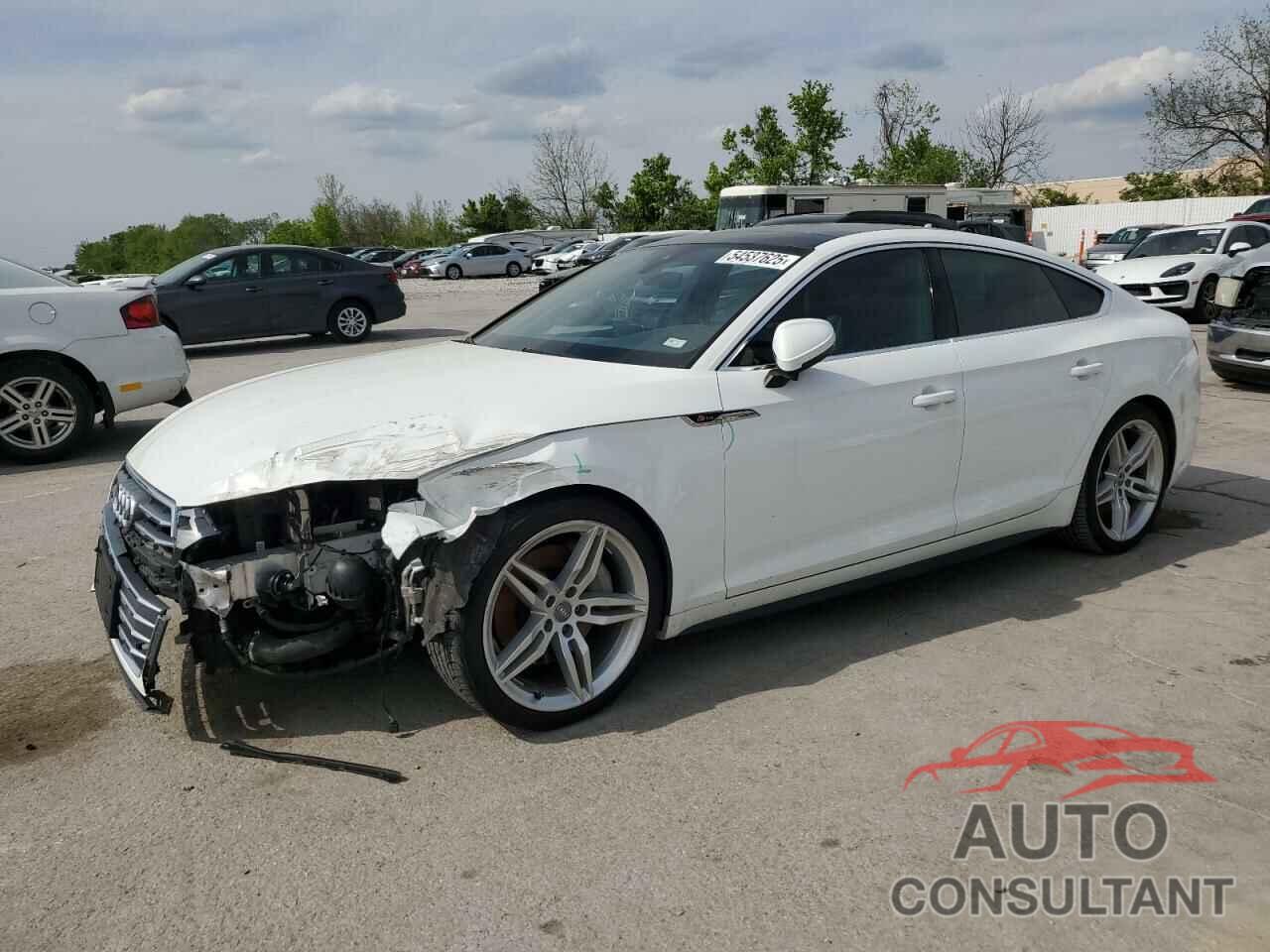 AUDI A5 2018 - WAUENCF54JA135650