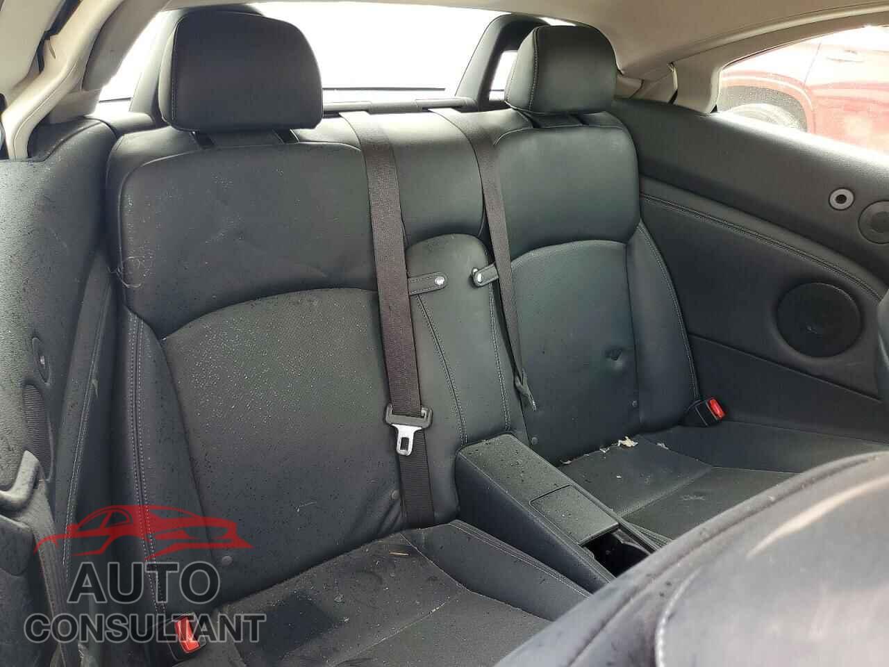 LEXUS IS 2011 - JTHFE2C29B2505352