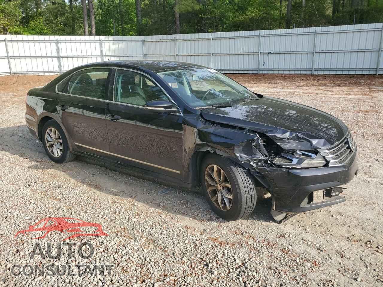 VOLKSWAGEN PASSAT 2017 - 1VWAT7A31HC007771
