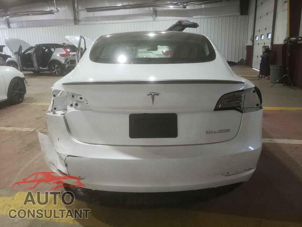 TESLA MODEL 3 2023 - 5YJ3E1EC9PF393788