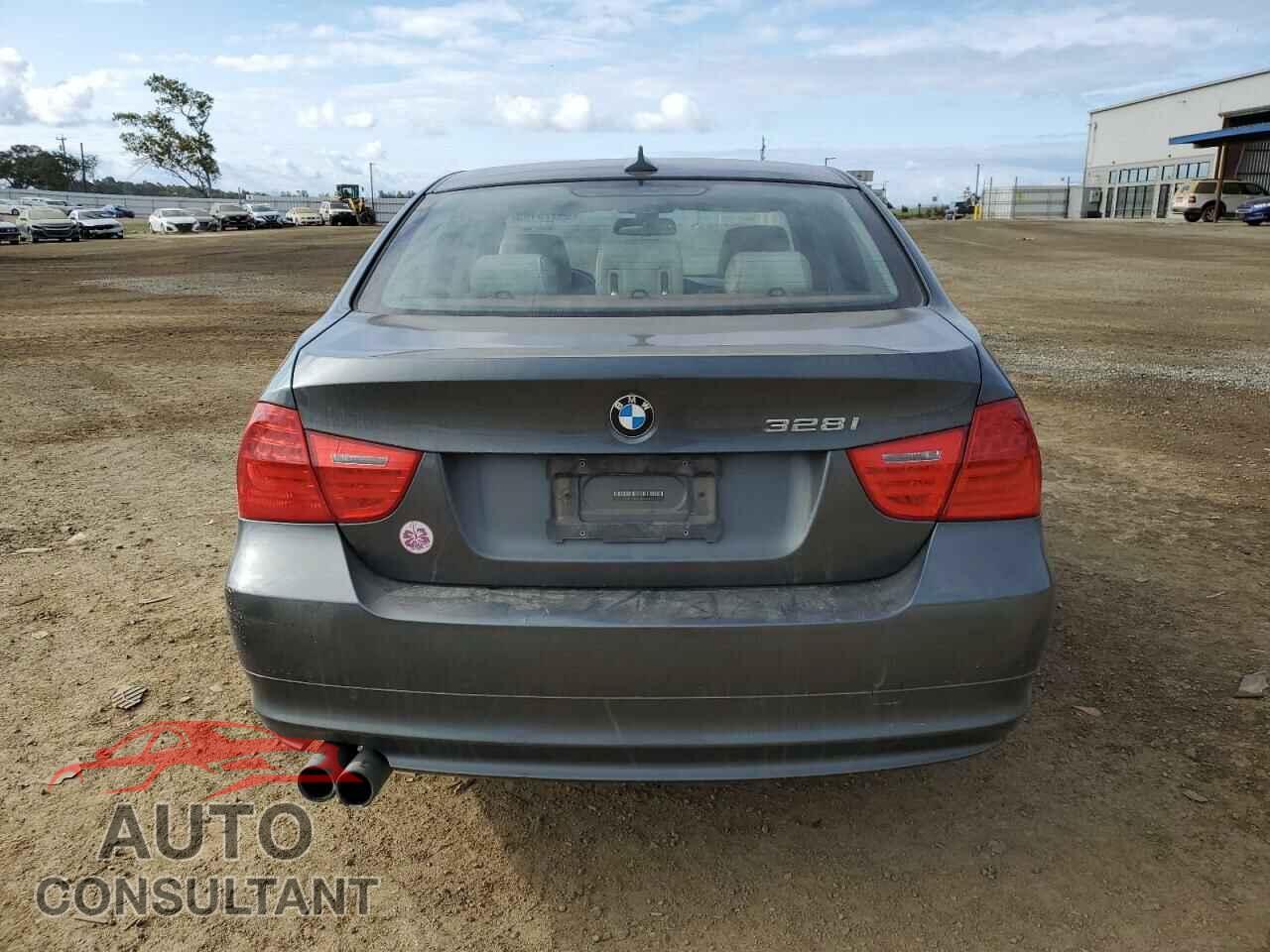 BMW 3 SERIES 2011 - WBAPH5C52BA445975