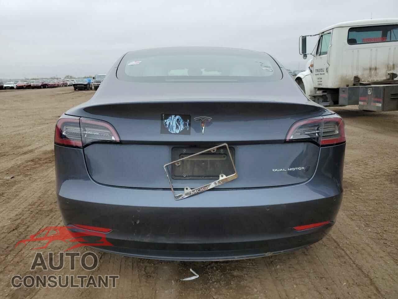 TESLA MODEL 3 2021 - 5YJ3E1EB2MF852663
