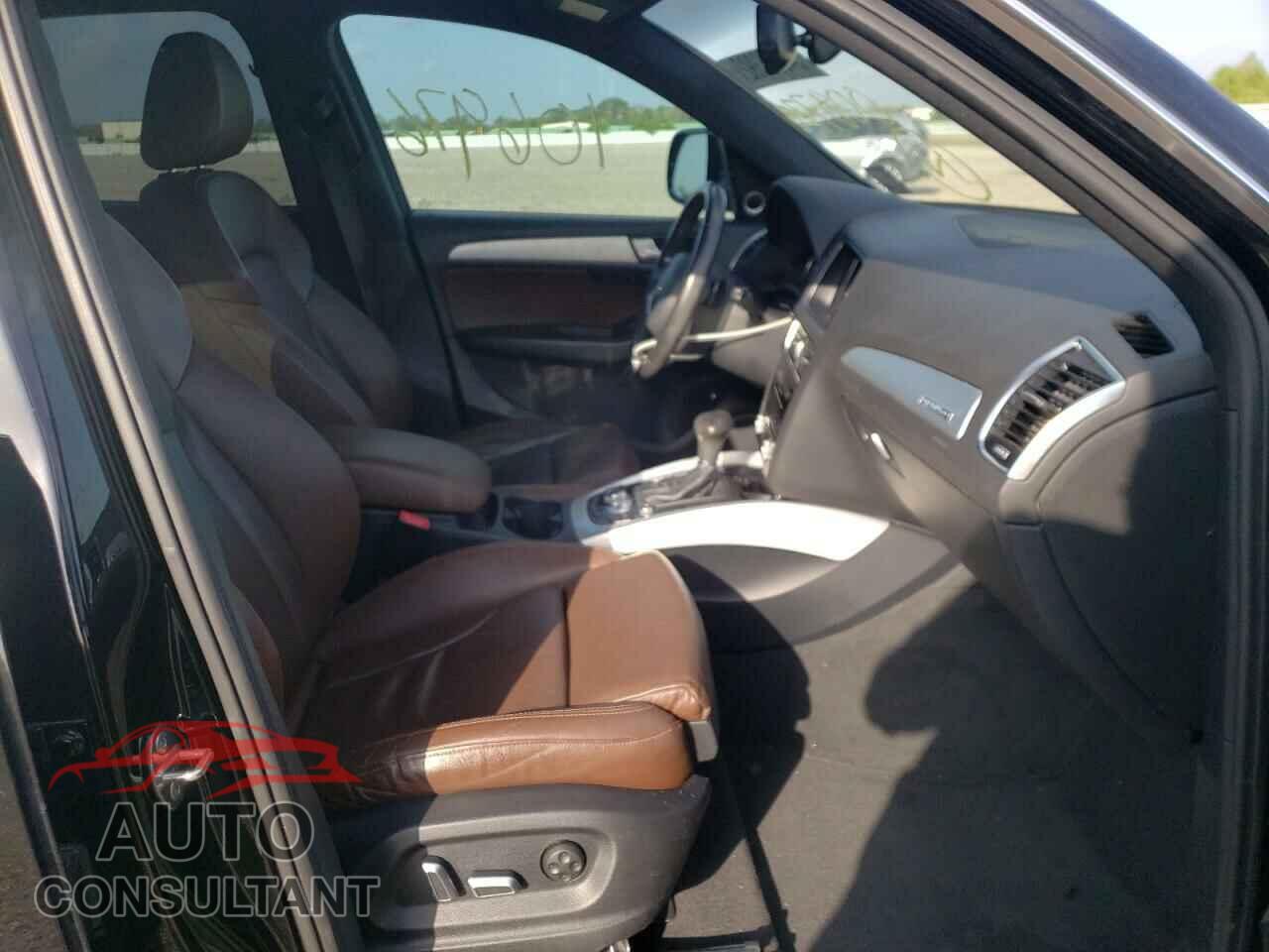 AUDI Q5 2017 - WA1M2AFP7HA057432