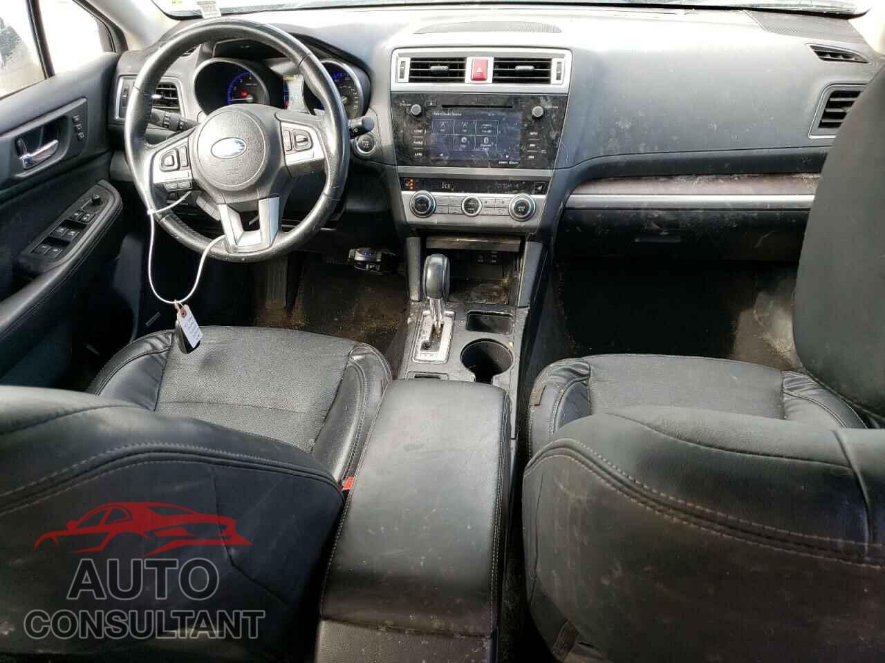 SUBARU OUTBACK 2017 - 4S4BSAKC3H3302811