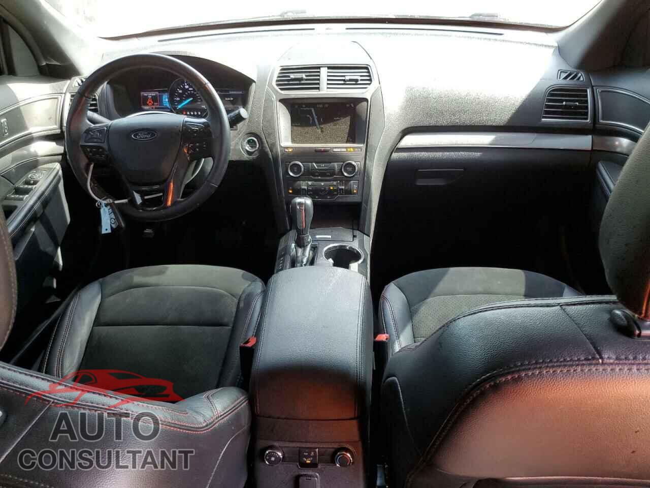 FORD EXPLORER 2019 - 1FM5K7D88KGA41555