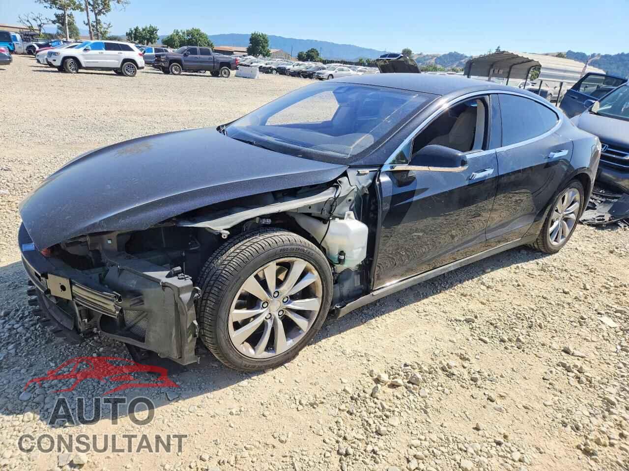 TESLA MODEL S 2015 - 5YJSA1S23FF082729
