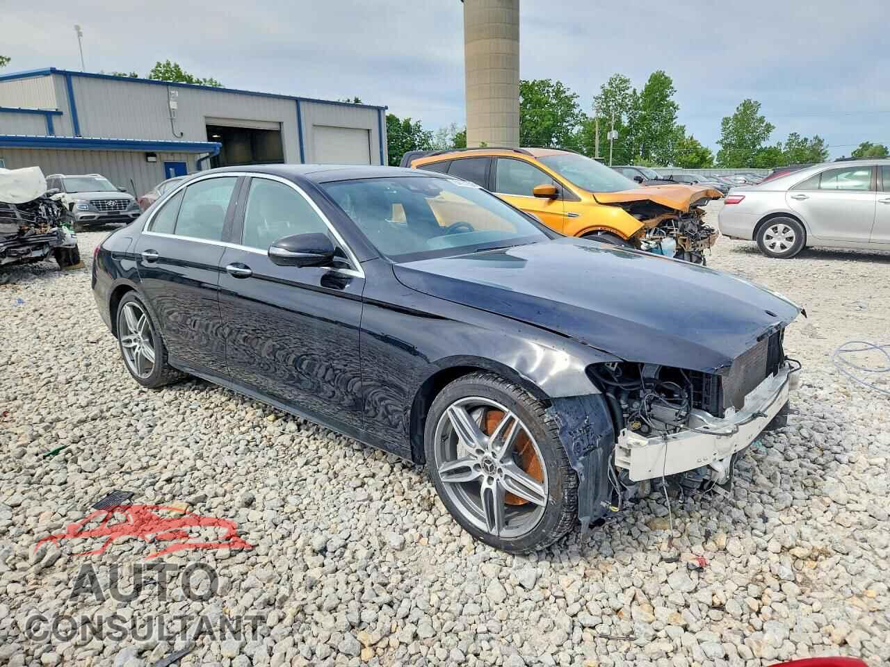 MERCEDES-BENZ E-CLASS 2018 - WDDZF4KB3JA401152