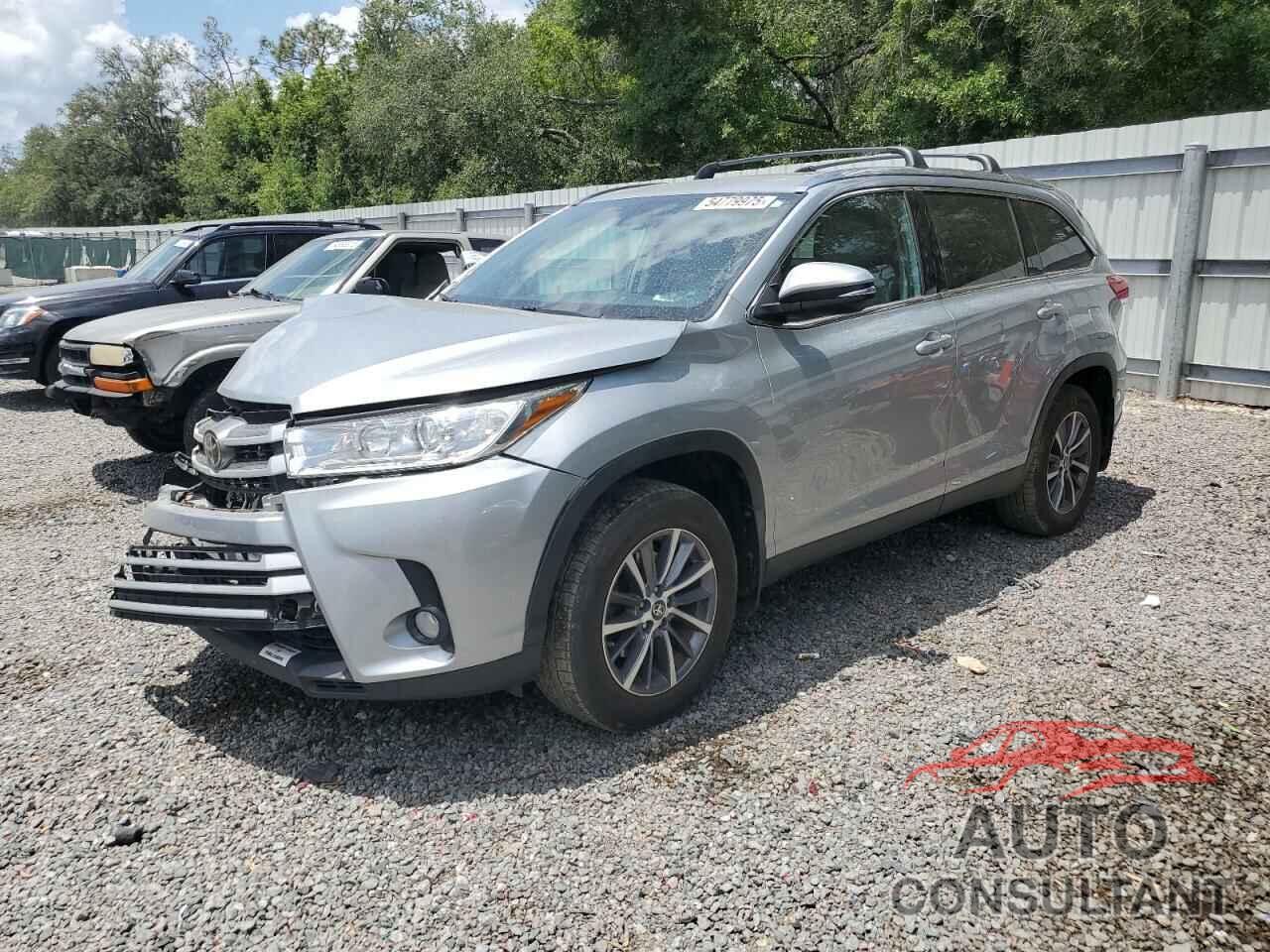 TOYOTA HIGHLANDER 2019 - 5TDJZRFH3KS591047