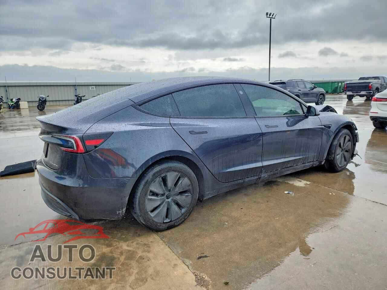 TESLA MODEL 3 2024 - 5YJ3E1EB6RF860580