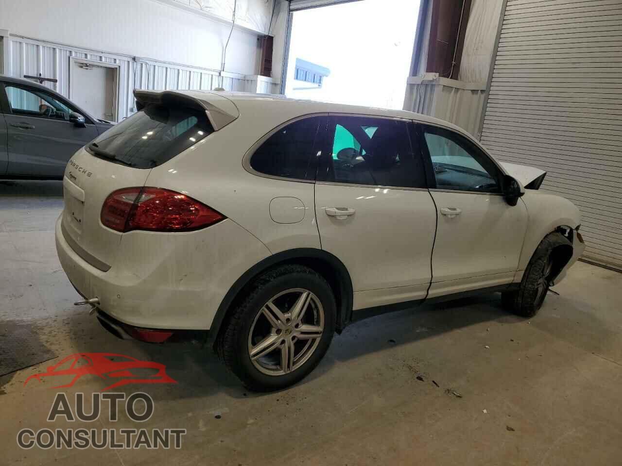 PORSCHE CAYENNE 2014 - WP1AA2A26ELA95343