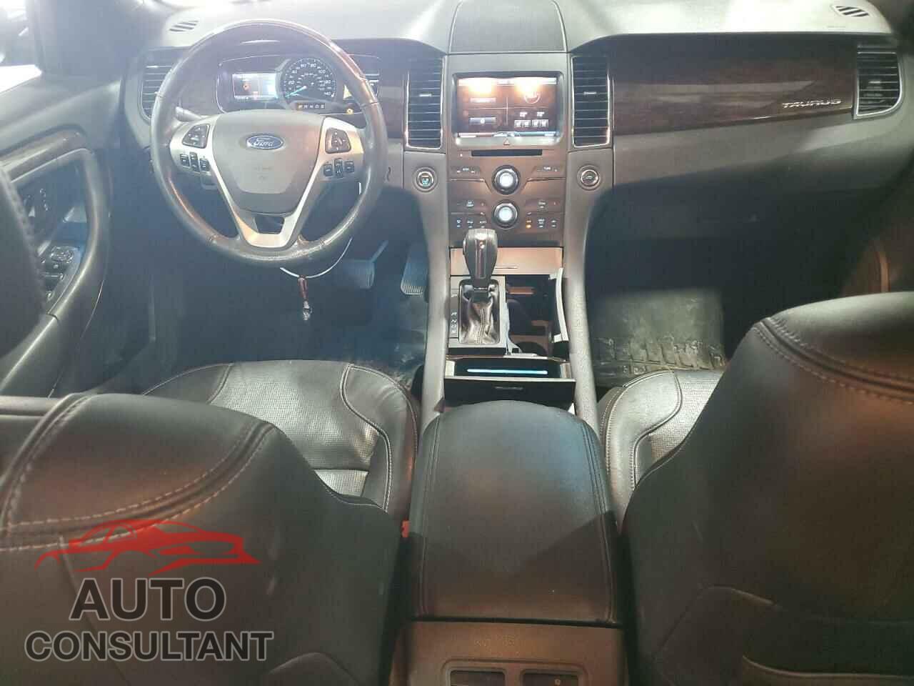 FORD TAURUS 2015 - 1FAHP2F83FG108609