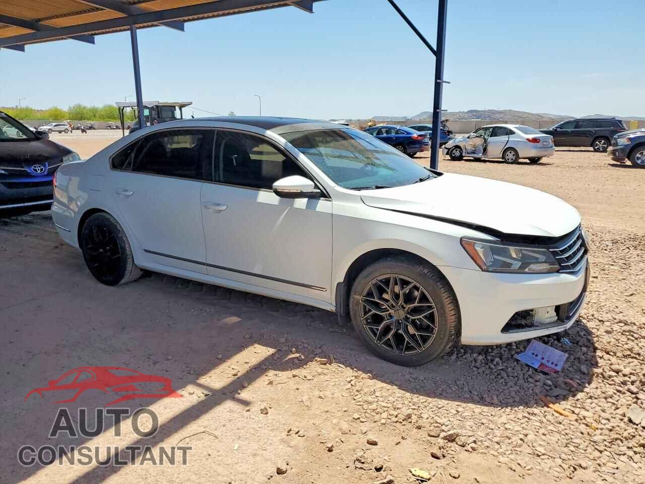 VOLKSWAGEN PASSAT 2017 - 1VWAT7A32HC057045