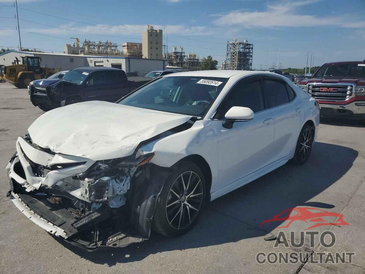 TOYOTA CAMRY 2022 - 4T1G11AK1NU644653