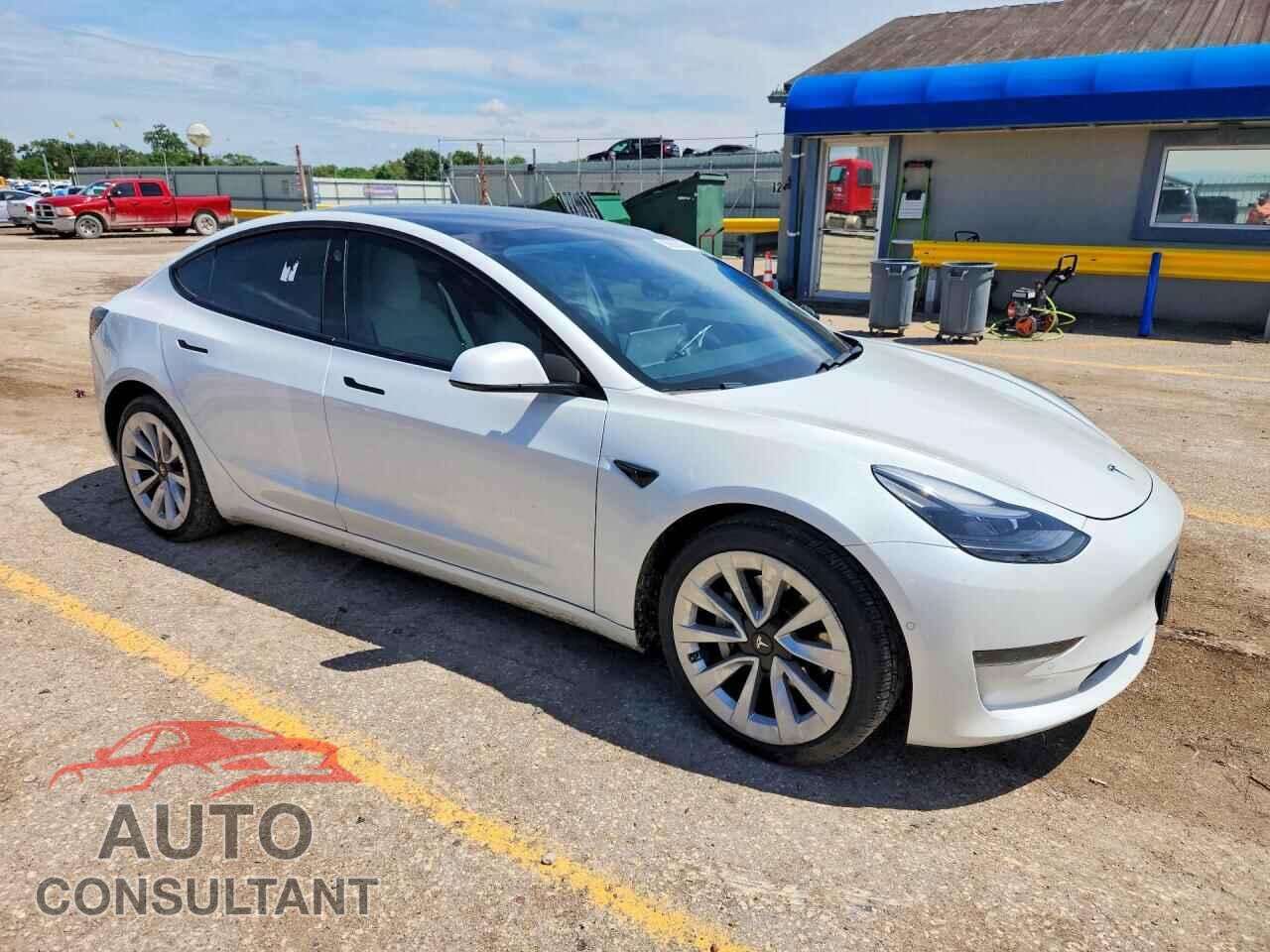 TESLA MODEL 3 2021 - 5YJ3E1EA2MF870099