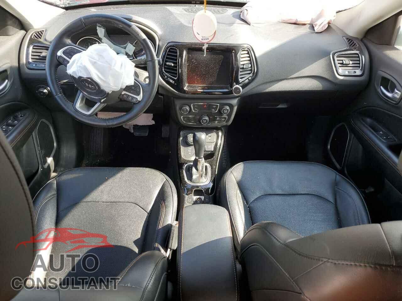 JEEP COMPASS 2021 - 3C4NJDCB2MT504338