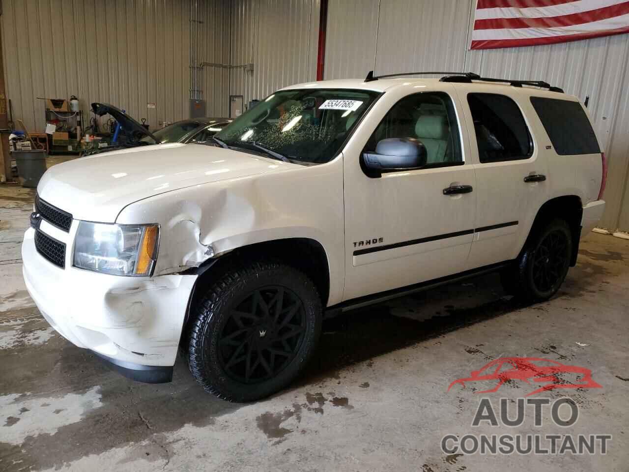 CHEVROLET TAHOE 2011 - 1GNSKCE05BR188307