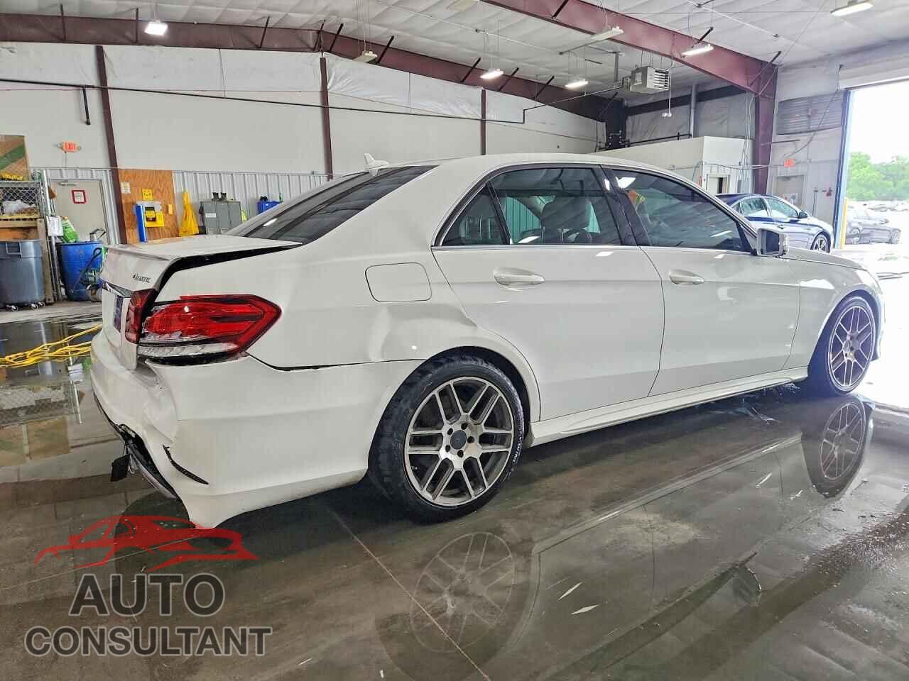 MERCEDES-BENZ E-CLASS 2014 - WDDHF8JB0EB032495