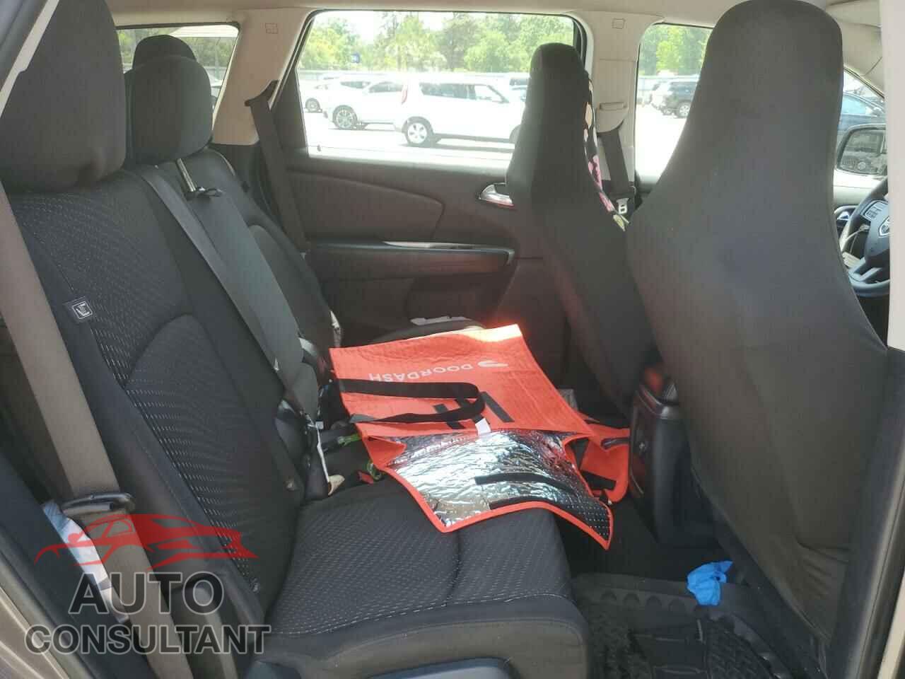 DODGE JOURNEY 2017 - 3C4PDCBG0HT509616