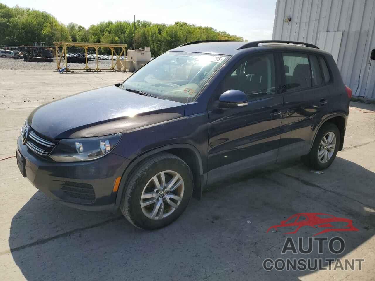 VOLKSWAGEN TIGUAN 2015 - WVGBV7AX3FW550759