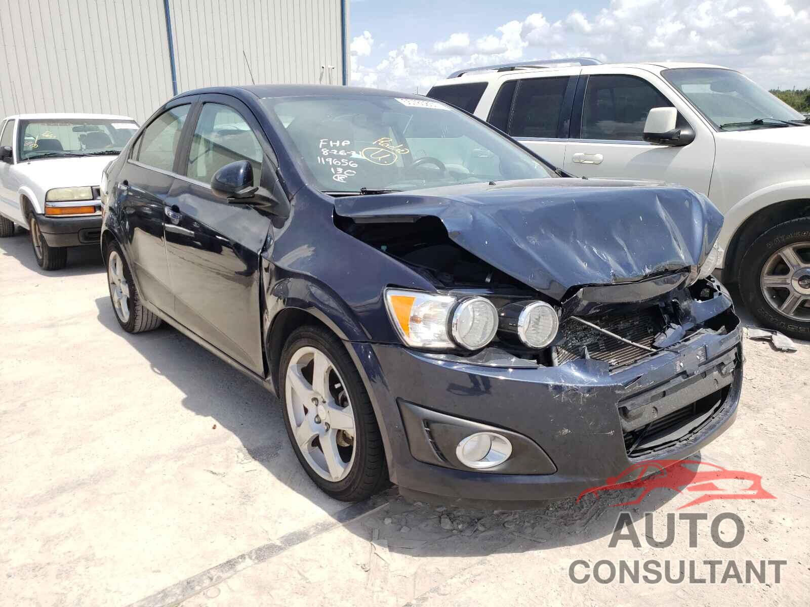 CHEVROLET SONIC 2016 - 1G1JE5SB3G4136653