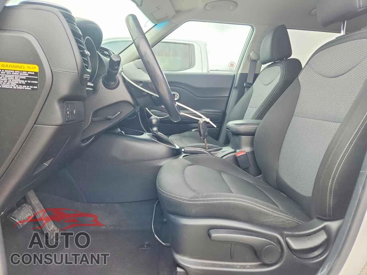 KIA SOUL 2017 - KNDJP3A51H7461285