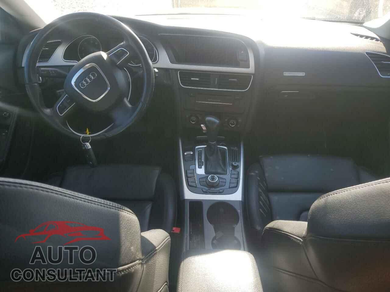 AUDI A5 2010 - WAULFAFR7AA071955