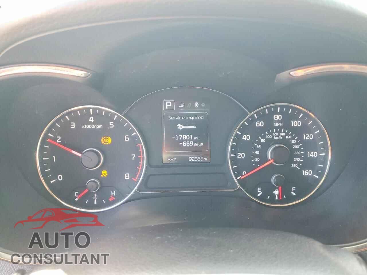 KIA FORTE 2017 - 3KPFL4A74HE058250