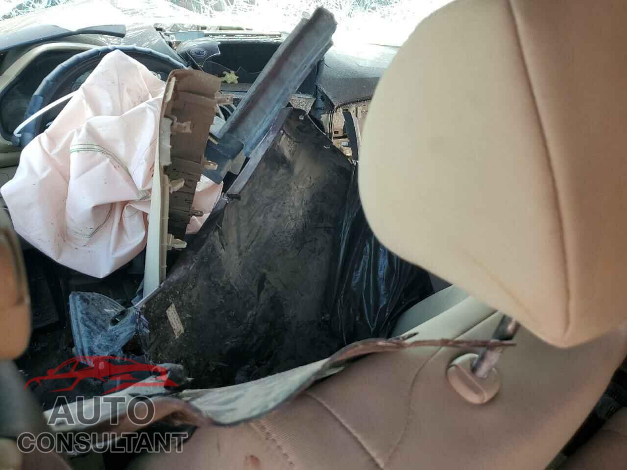HONDA PILOT 2013 - 5FNYF4H40DB073098