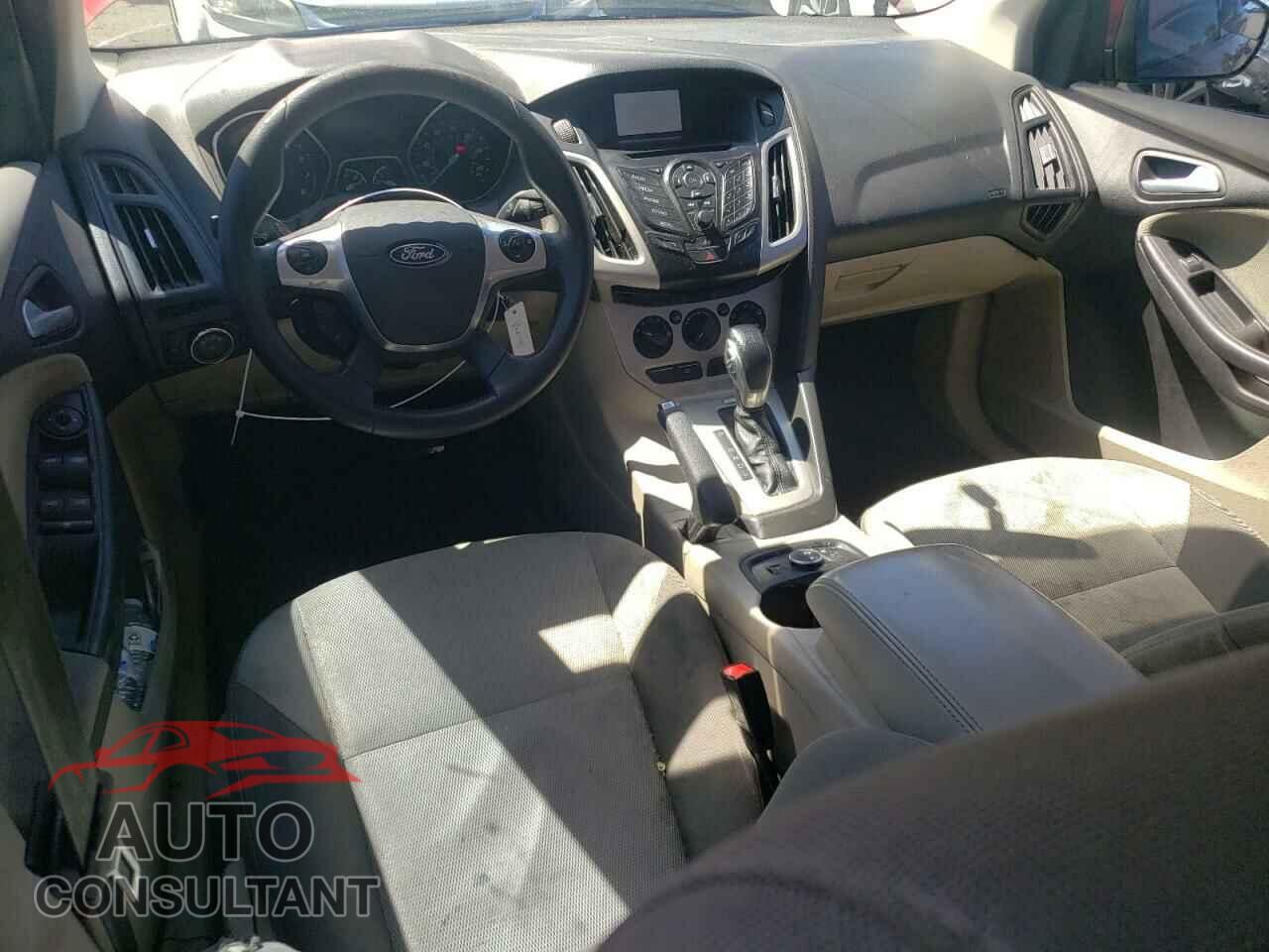 FORD FOCUS 2014 - 1FADP3F29EL412467